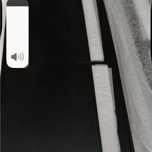 Marc Jacobs Black Wallet - Picture 3 of 5